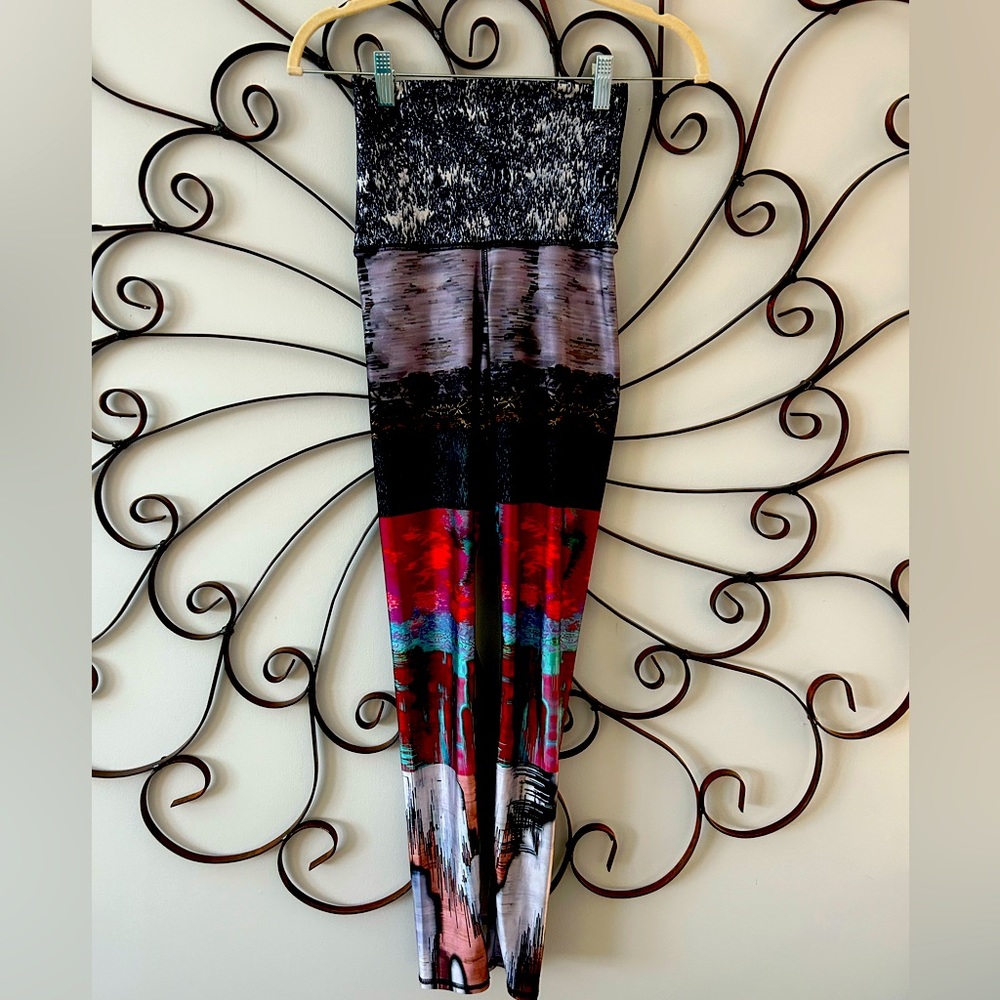 EMILY HSU DESIGNS Leggings